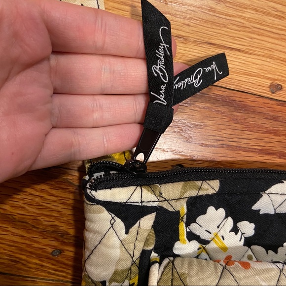 Vera Bradley Lizzy - Picture 11 of 16